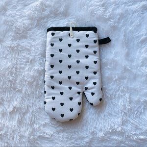 Black Heart Kitchen Oven Mitt